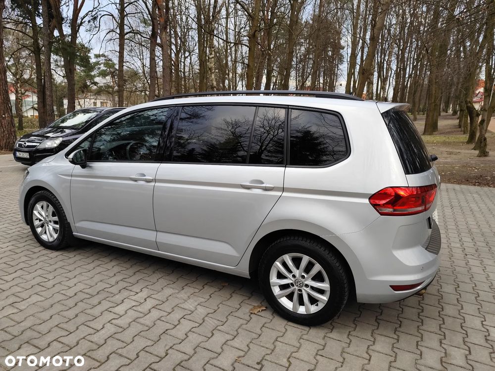 Volkswagen Touran 2.0 TDI SCR DSG Highline - 19