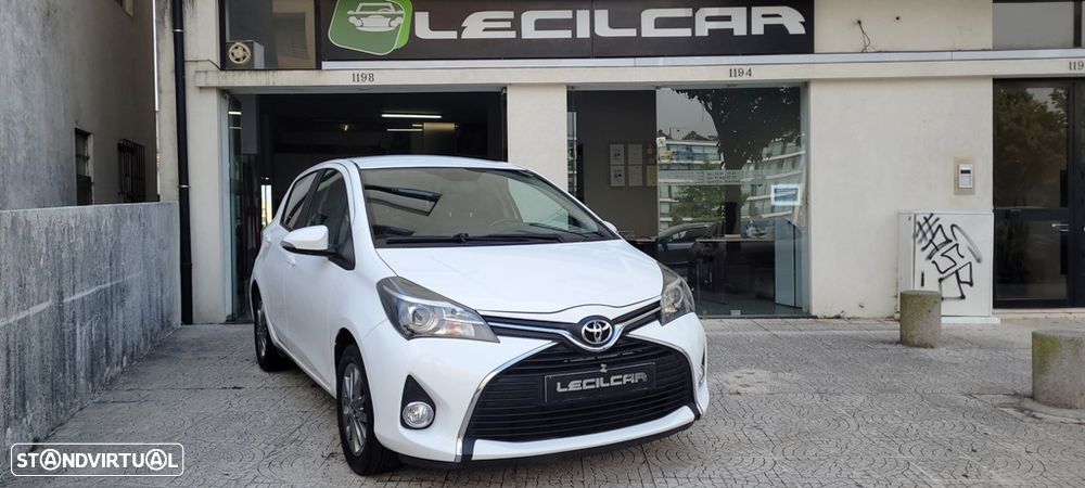 Toyota Yaris 1.33 VVT-i Comfort+P.Style - 2