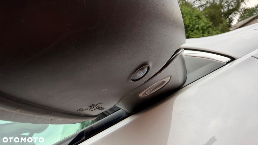 Opel Insignia 2.0 CDTI Ultimate S&S - 20