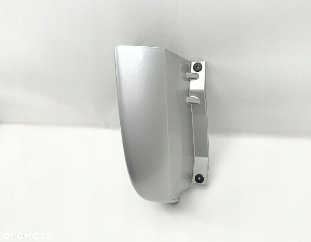 NAROŻNIK PRAWY TYŁ TYLNY OPEL VIVARO TRAFIC 2.0 DCI 909000150R - 3