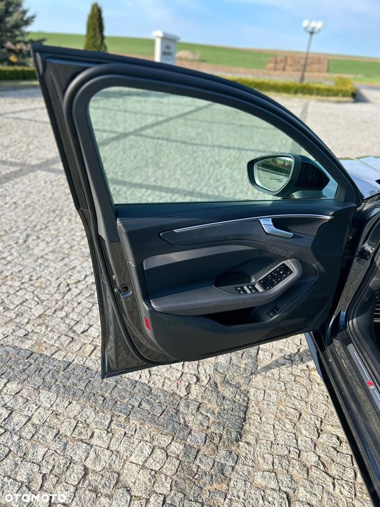 Audi A6 Avant 40 TDI S tronic S line - 19