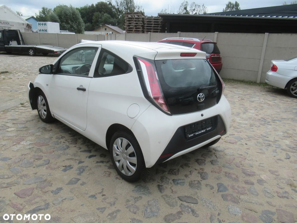 Toyota Aygo 1.0 VVT-i Sprint EU6 - 4