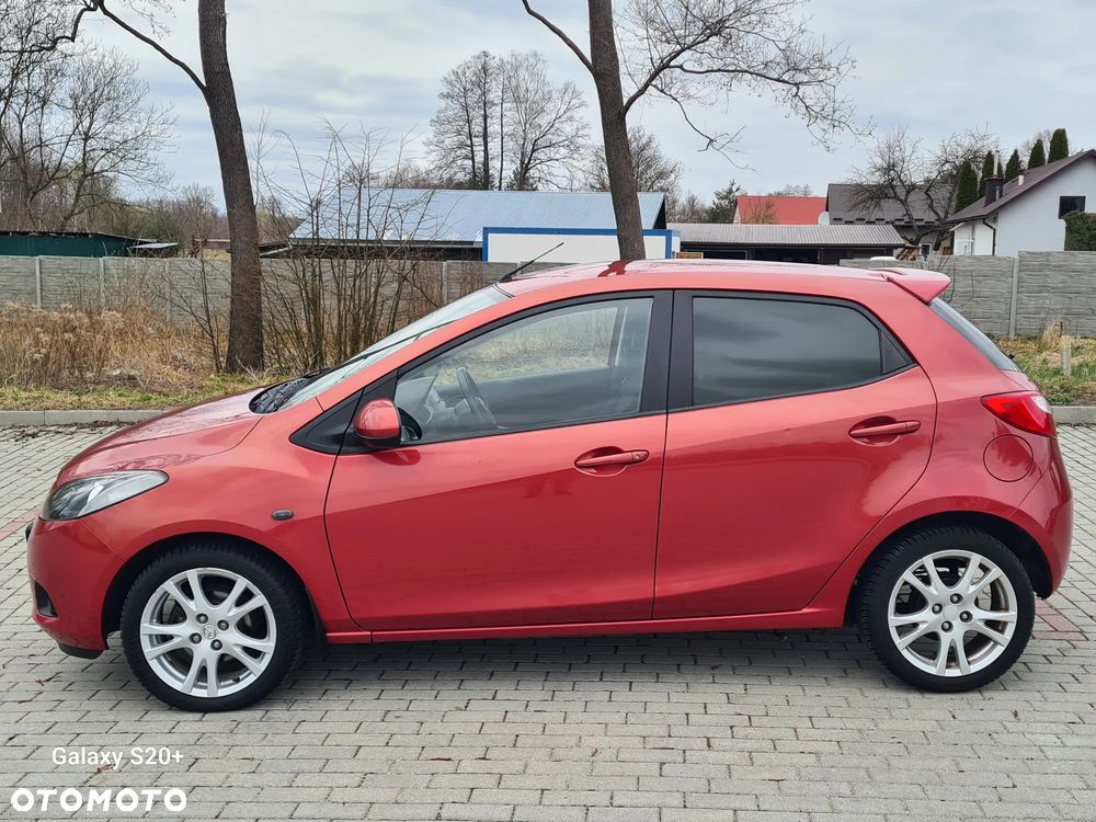 Mazda 2 - 3