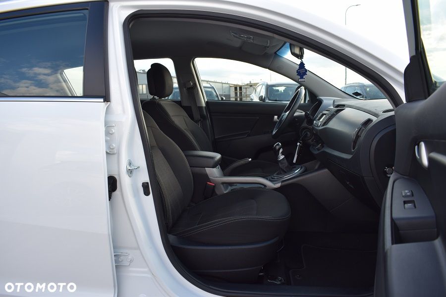 Kia Sportage 1.6 GDI L 2WD - 10