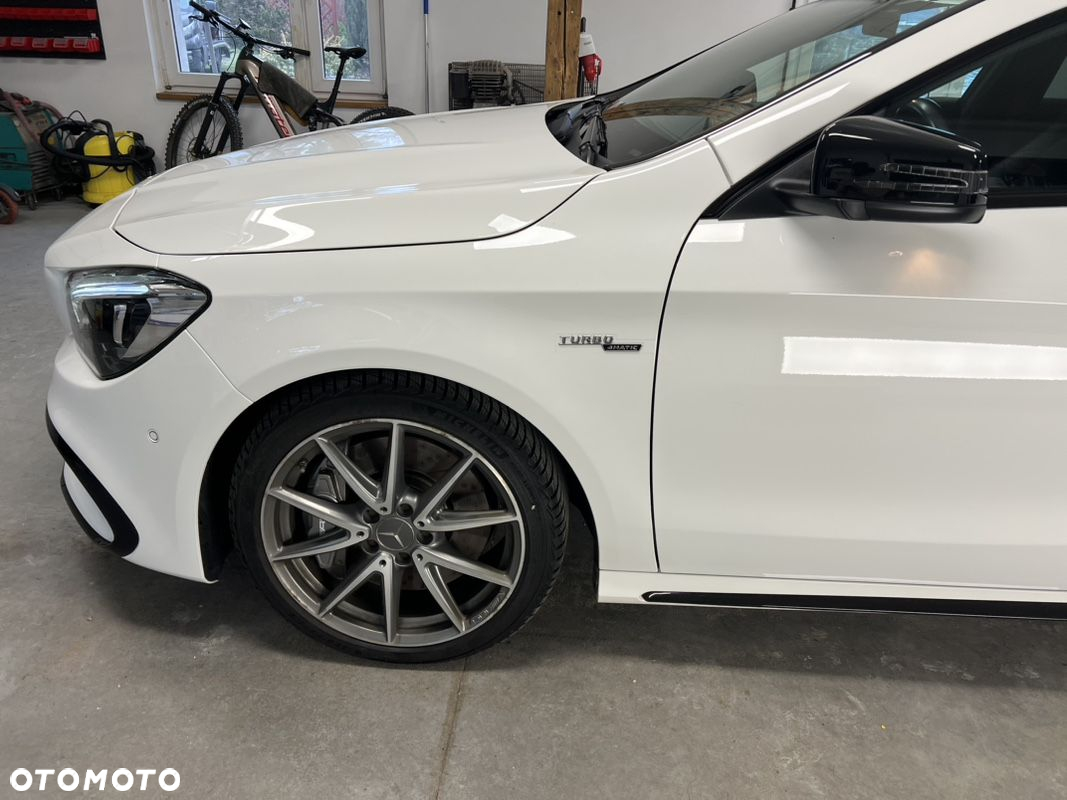 Mercedes-Benz CLA AMG 45 4-Matic - 3