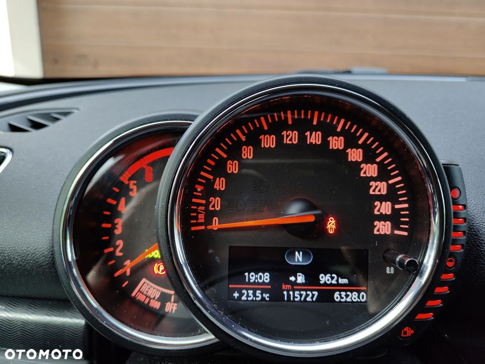 MINI Clubman - 14