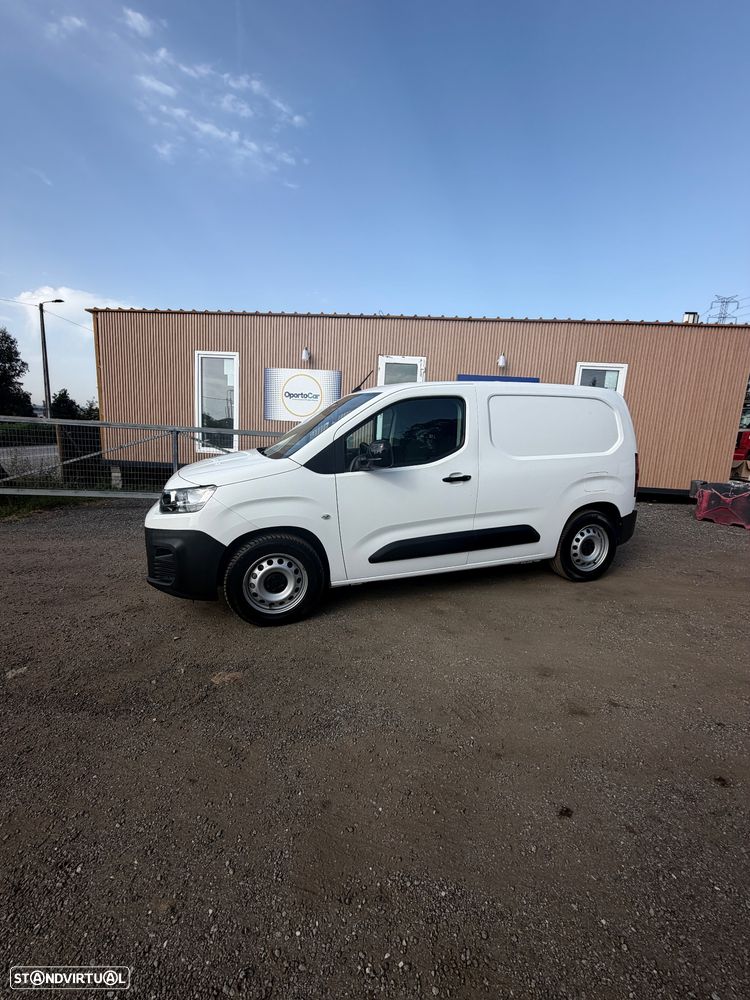 Citroën E BERLINGO VAN M800 100KW 136 CV BATERIA 50 KWH 3 LUGARES - 4