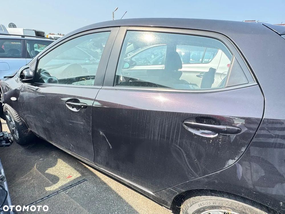 Mazda 2 II 2010r  1.3 benzyna 86 KW  - samochód cały na części - 6