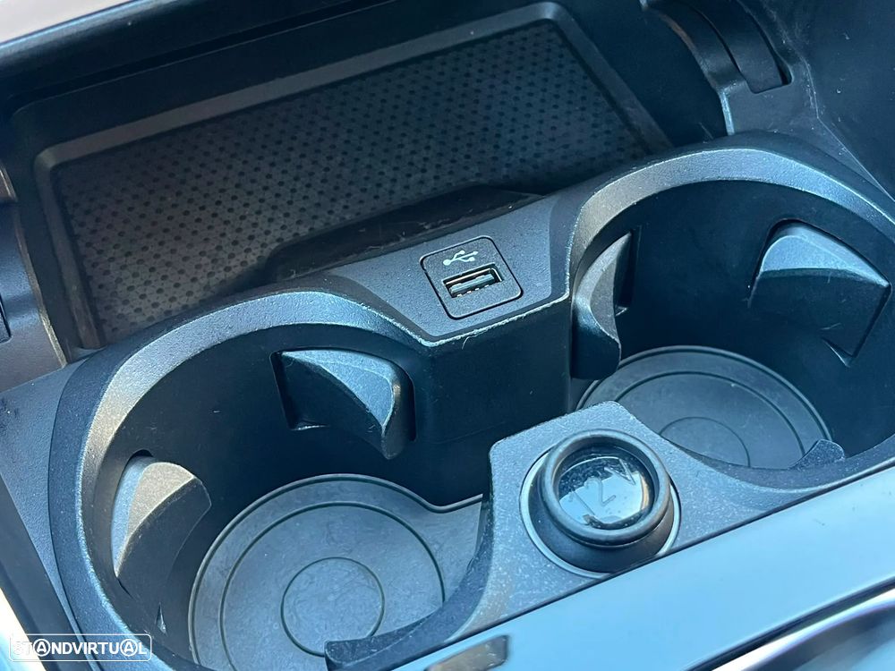 BMW 320 e Corporate Edition Auto - 33