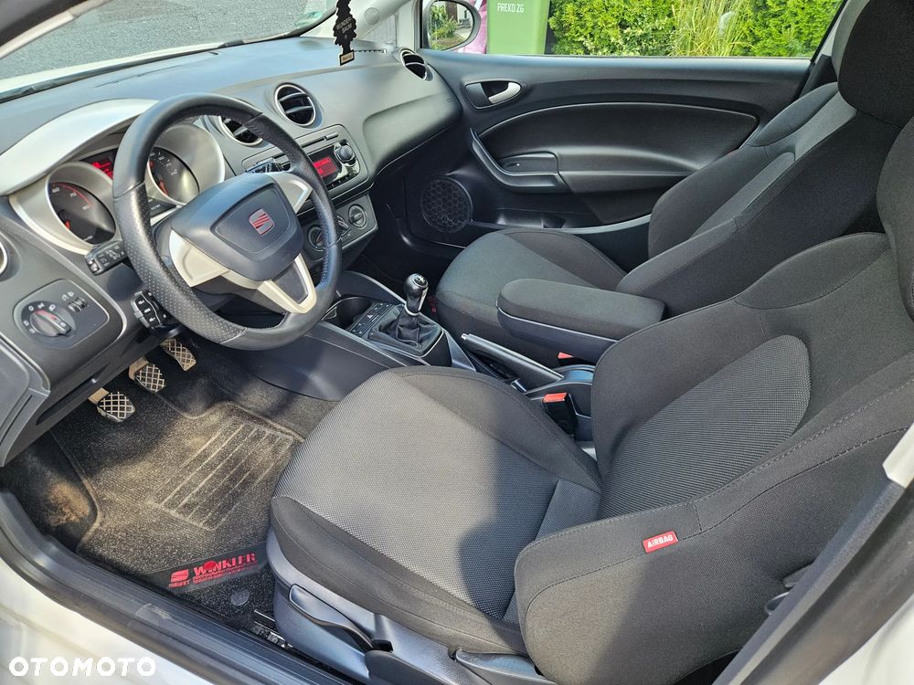 Seat Ibiza 1.6 16V Sport Edition - 9