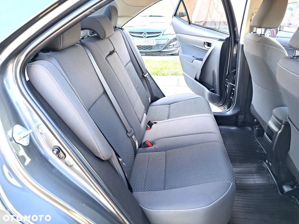 Toyota Corolla 1.6 Premium MS - 28