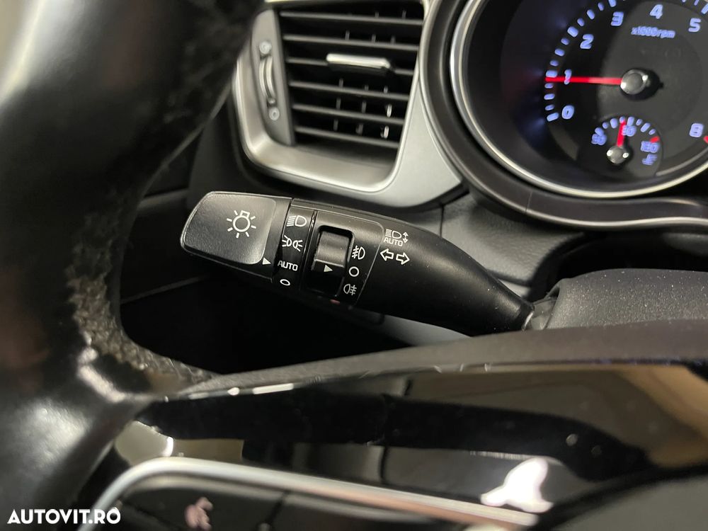 Kia Ceed 1.0 T-GDI OPF Edition 7 - 19