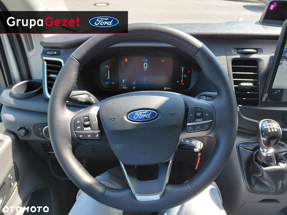 Ford Transit - 9