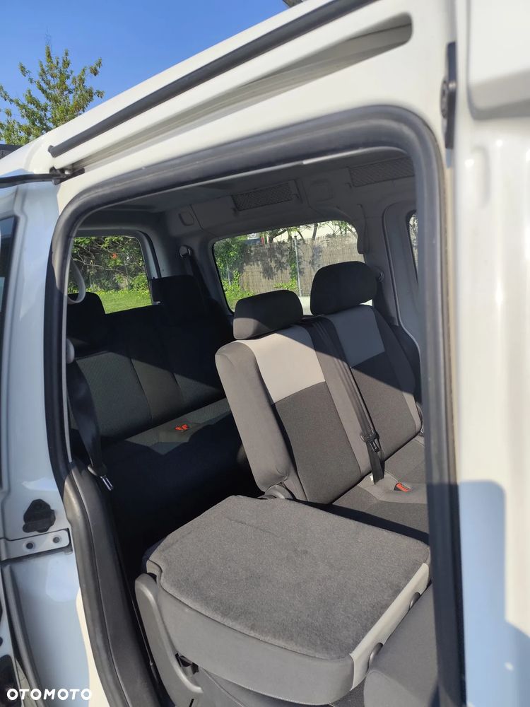 Volkswagen Caddy - 9