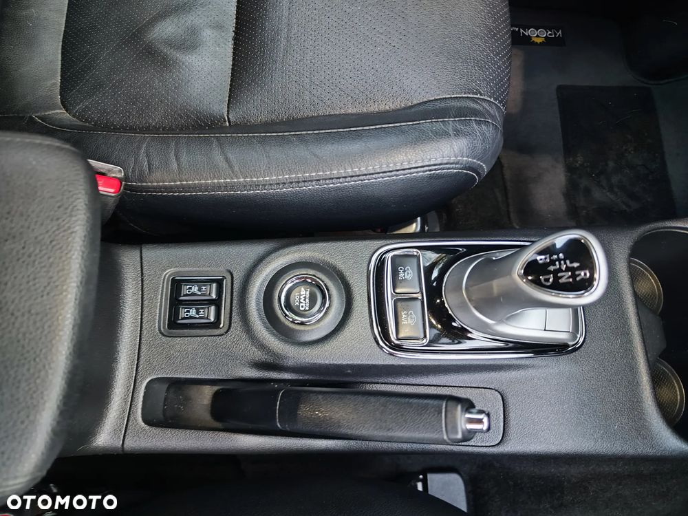 Mitsubishi Outlander - 24
