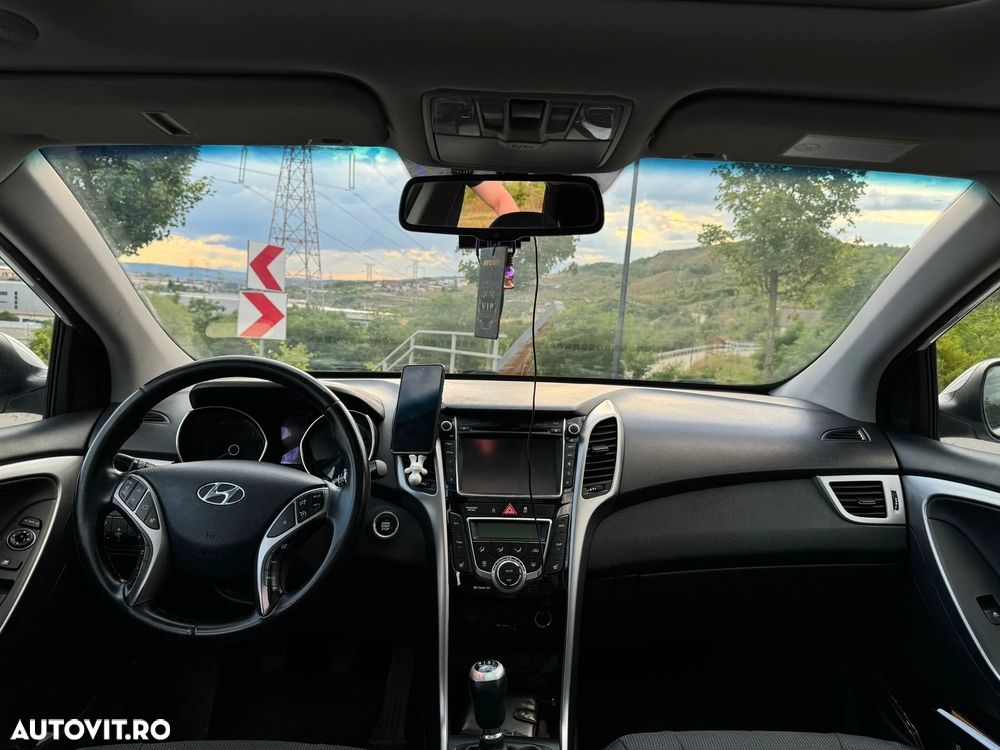 Hyundai i30 1.6 CRDI Comfort+ - 18