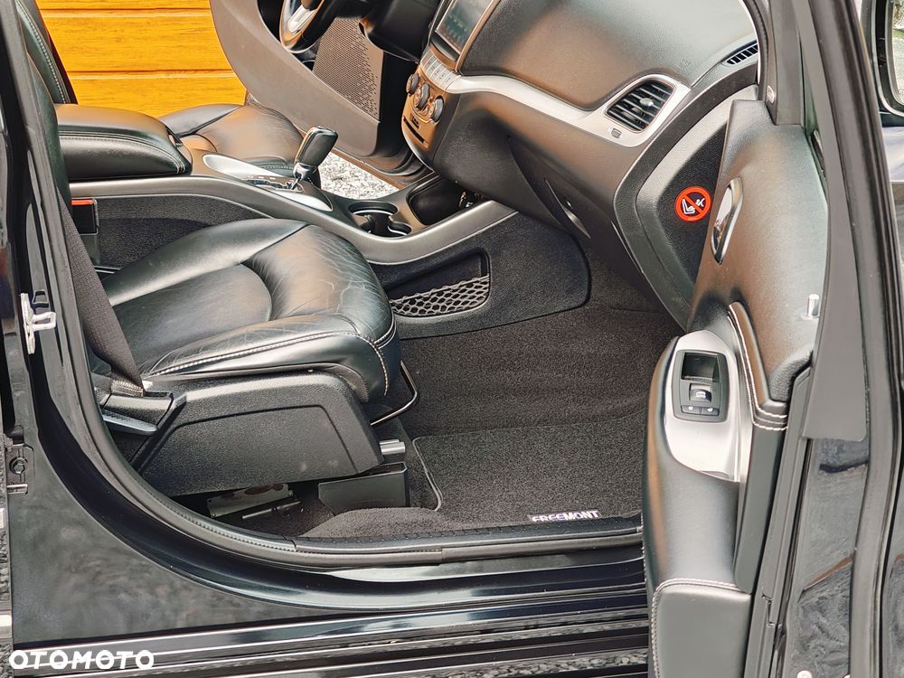 Fiat Freemont 2.0 Multijet 16V DPF Automatik Allrad Cross - 33