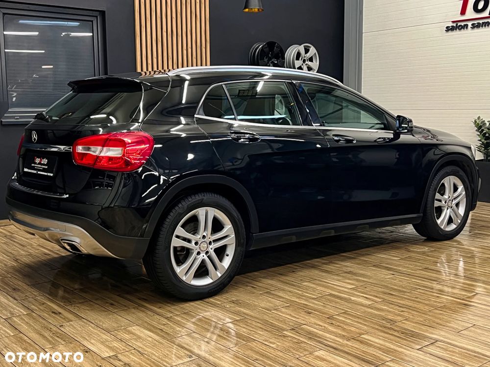 Mercedes-Benz GLA - 7