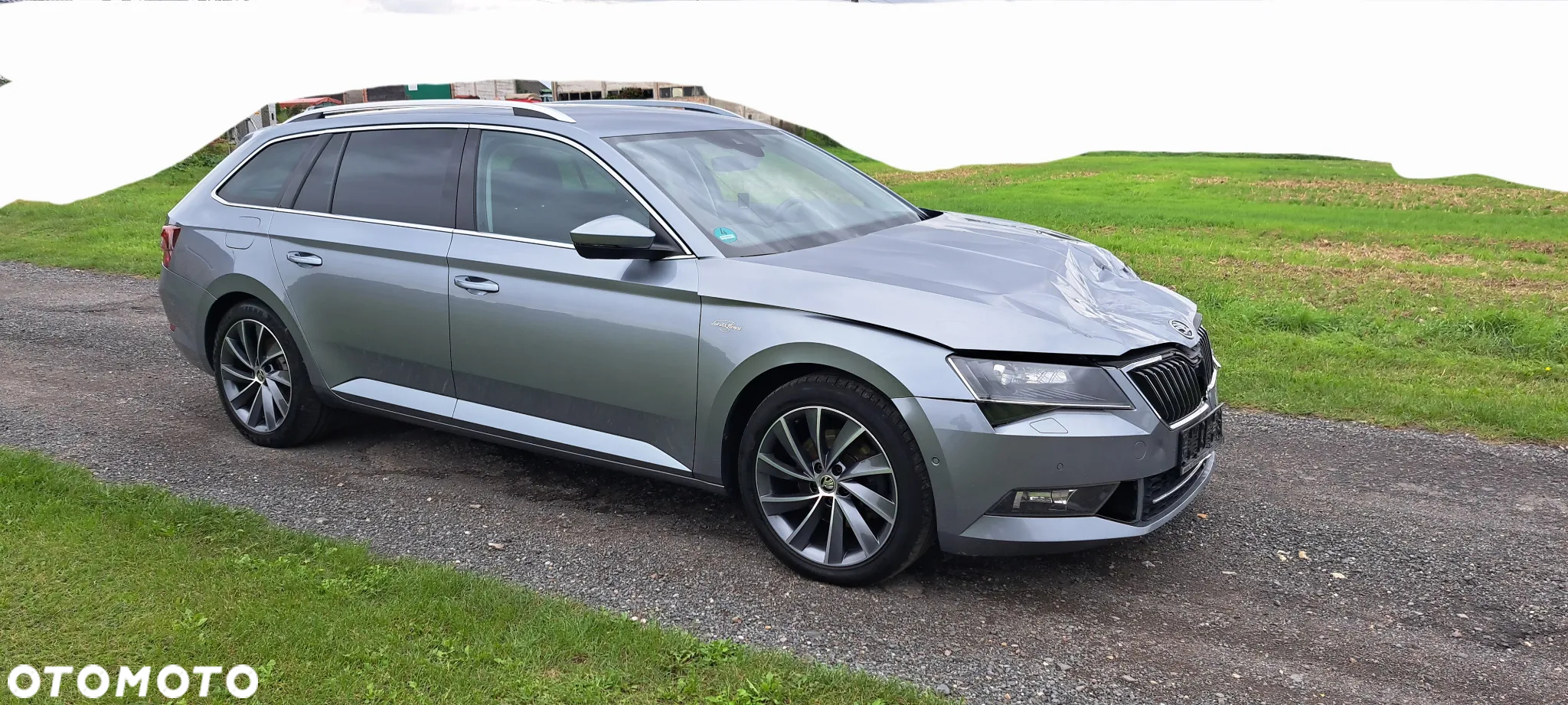 Skoda Superb Combi 2.0 TDI L&K - 10