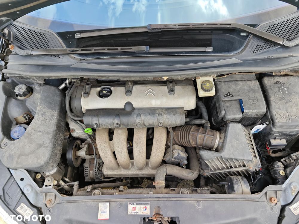 Citroën C4 2.0 16V VTS - 14
