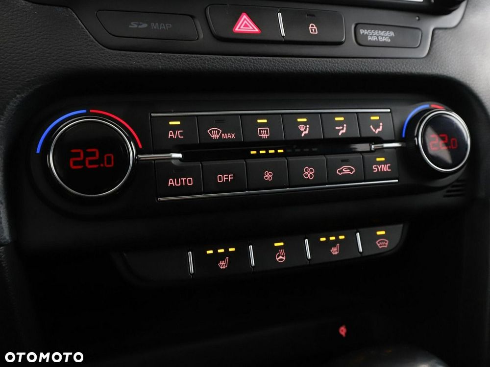 Kia ProCeed 1.6 T-GDI GT DCT - 27