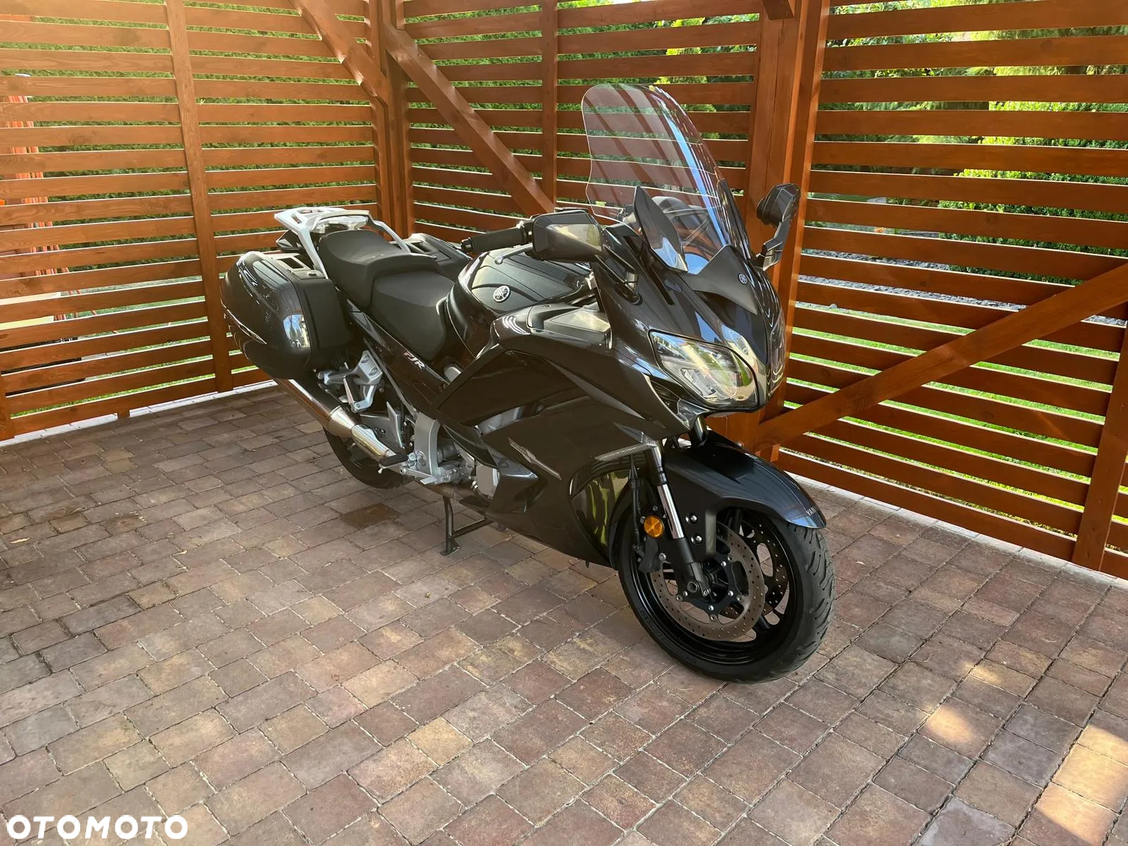 Yamaha FJR - 4
