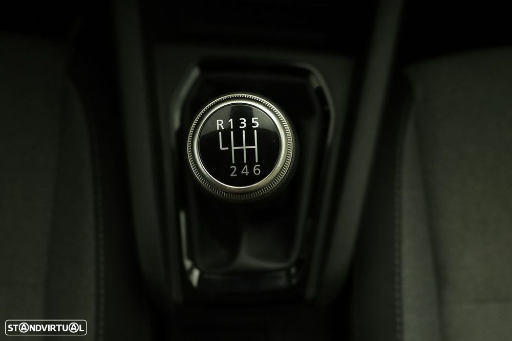 Renault Clio 1.0 TCe Evolution Bi-Fuel - 13