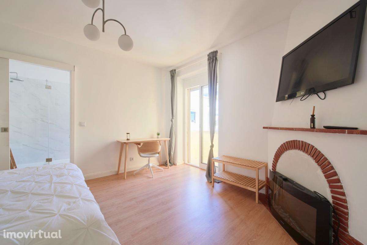Quarto - localizado em Roma-Areeiro Lisbon - Grande imagem: 3/20