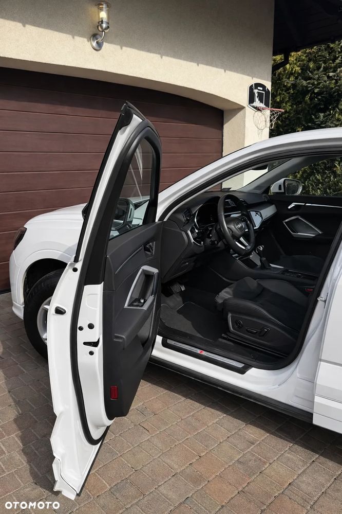 Audi Q3 Sportback - 9