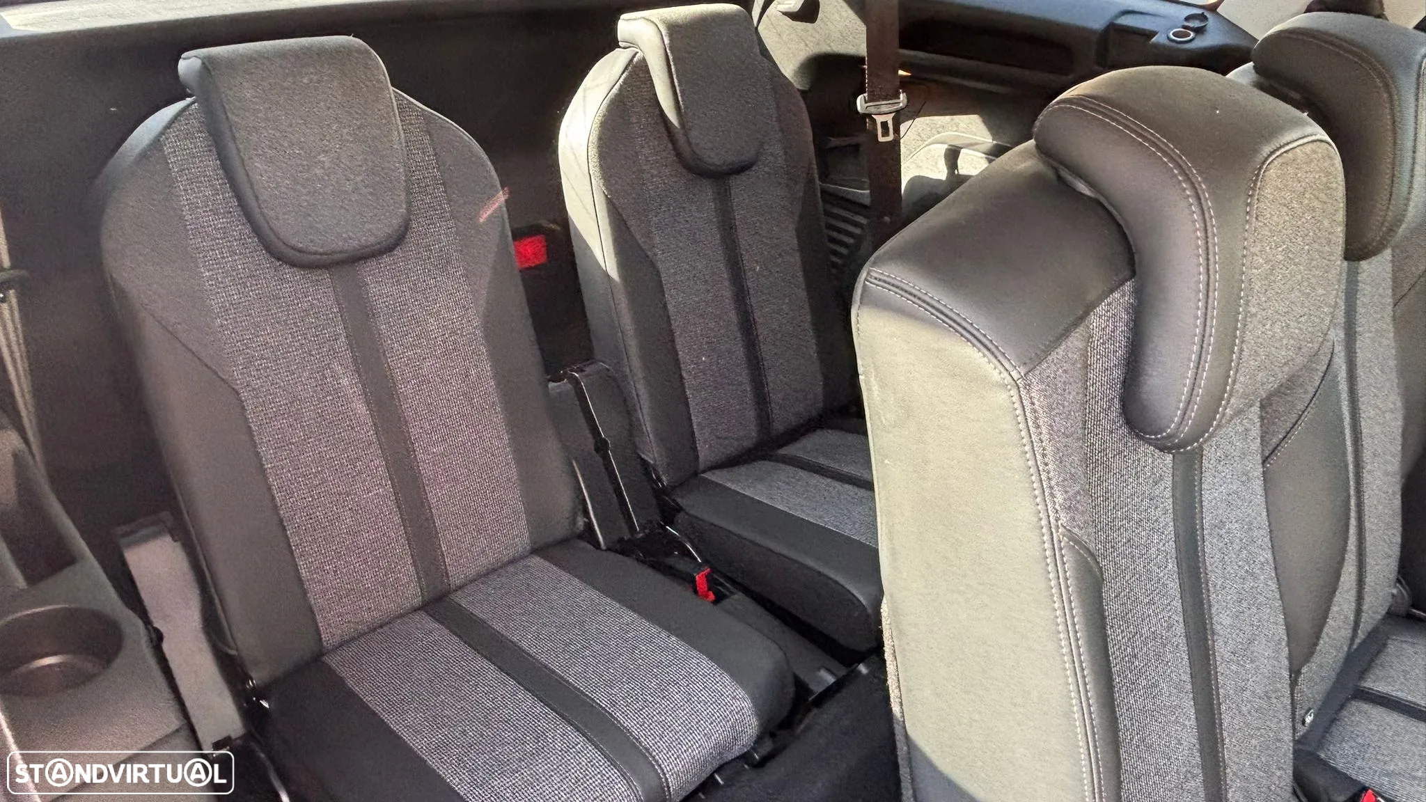 Peugeot 5008 1.5 BlueHDi Allure EAT8 - 10