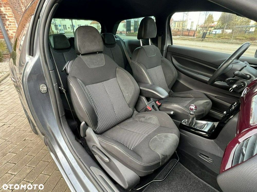 Citroën DS3 1.6 e-HDi SoChic - 13