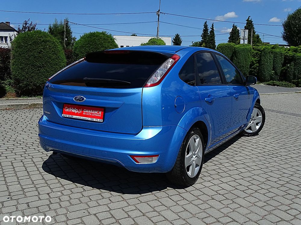 Ford Focus 1.6 16V Ghia - 20