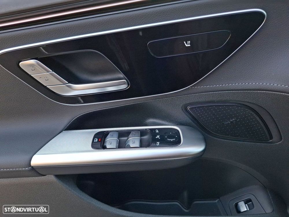 Mercedes-Benz EQE 300 Edition — fotografia 20