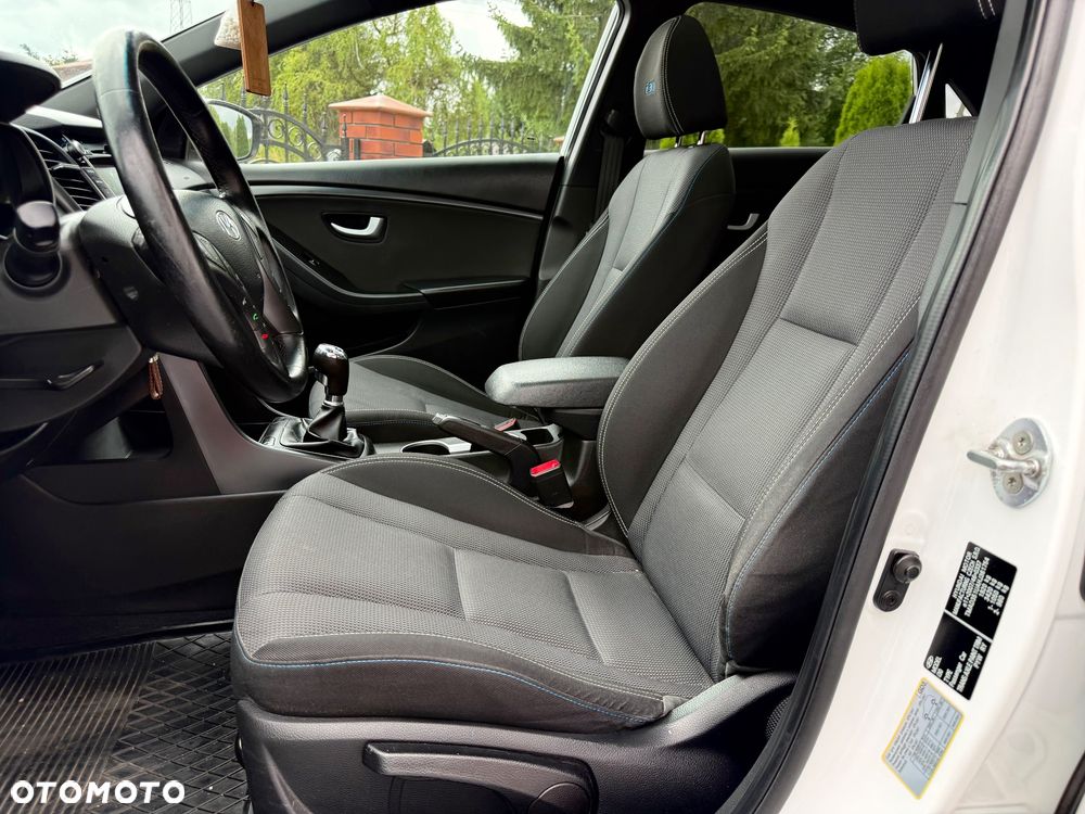 Hyundai i30 1.6 CRDI Passion - 27
