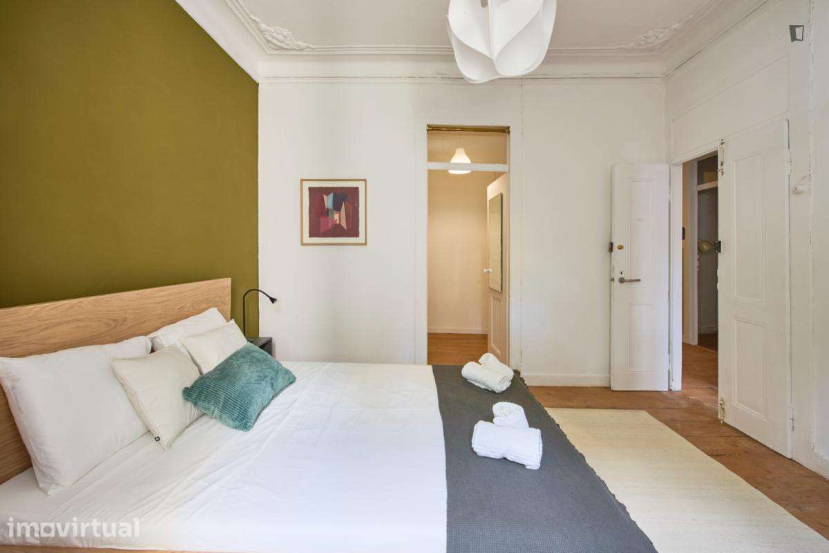Quarto - localizado em São Bento Lisbon - Grande imagem: 5/31
