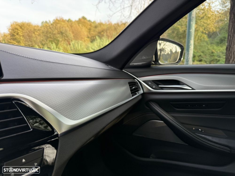 BMW M550d xDrive Auto - 8