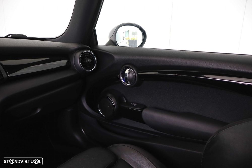 MINI 3 Portas Cooper D Auto - 20
