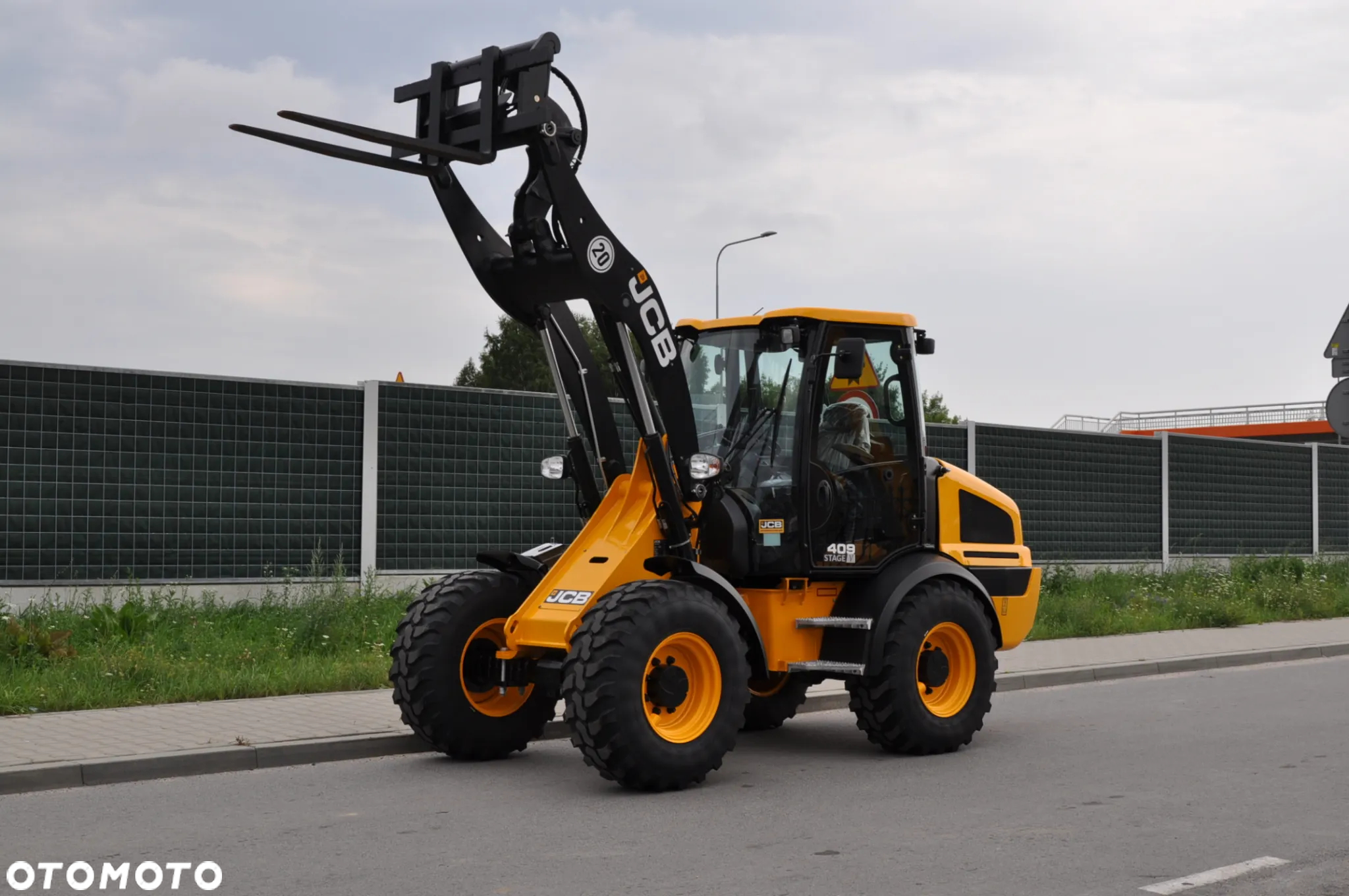 JCB WLS 409 SV FABRYCZNIE NOWA ! DOSTĘPNA OD RĘKI ! WIDŁY DO PALET SZYBKOZŁĄCZE HYDRAULICZNE - 8