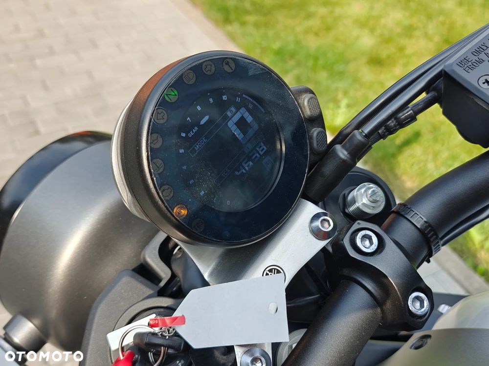 Yamaha XSR - 25