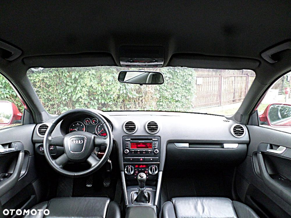 Audi A3 Sportback 2.0 TDI DPF S line Sportpaket - 15