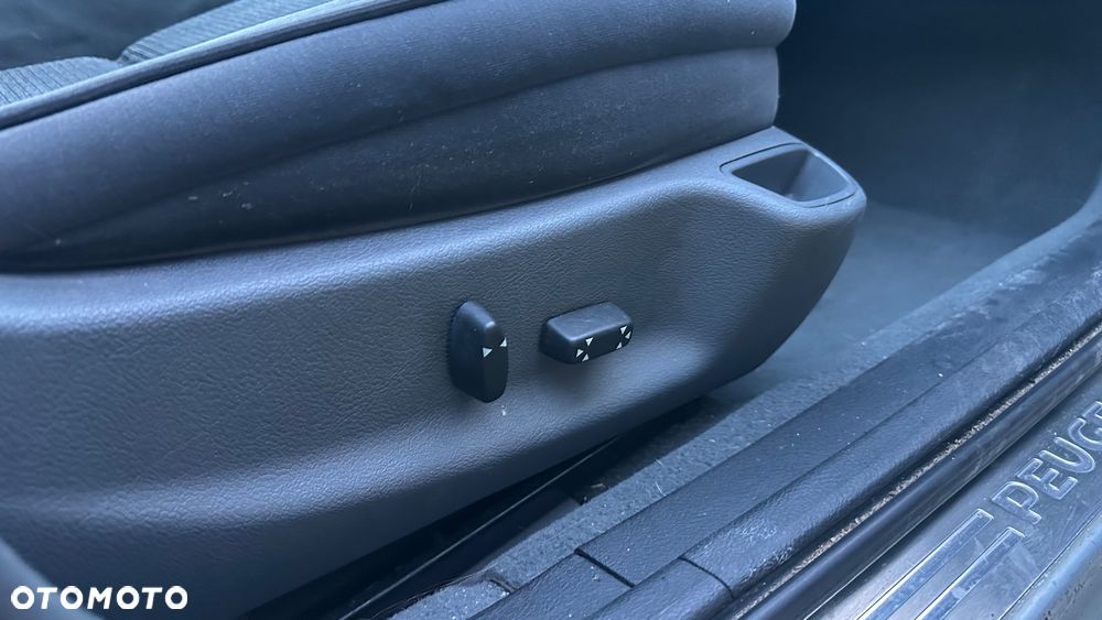 Peugeot 407 1.6 HDI Premium Grand Prix - 14