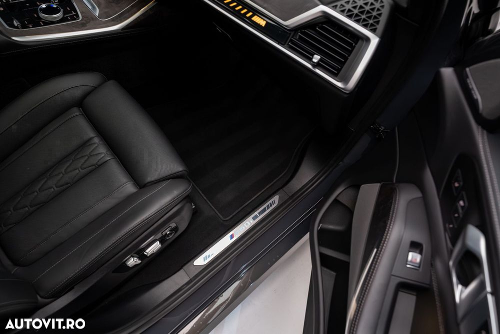BMW X7 - 26