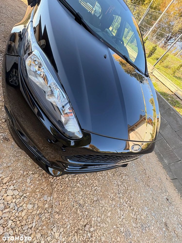 Ford Fiesta - 15