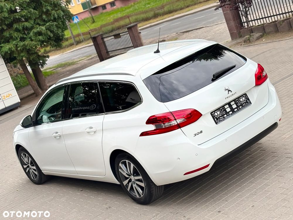 Peugeot 308 1.2 PureTech GPF Allure Pack S&S - 19
