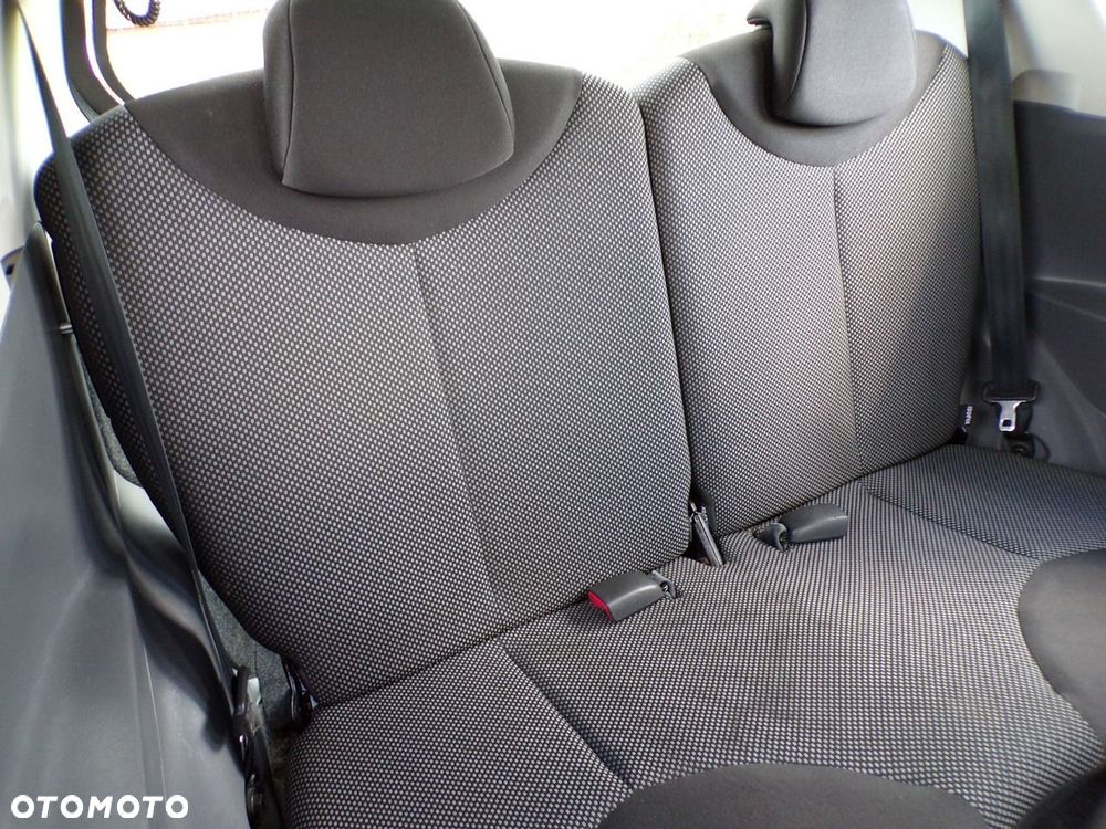 Toyota Aygo - 22