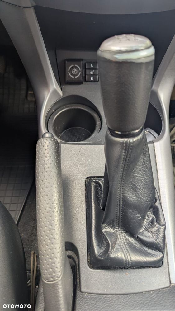Toyota RAV4 - 16