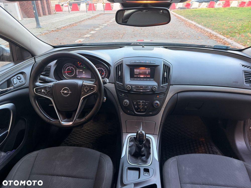 Opel Insignia - 17