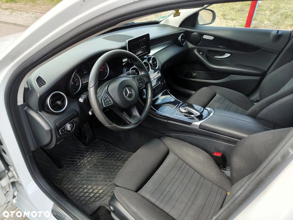 Mercedes-Benz Klasa C 200 d 9G-TRONIC - 17