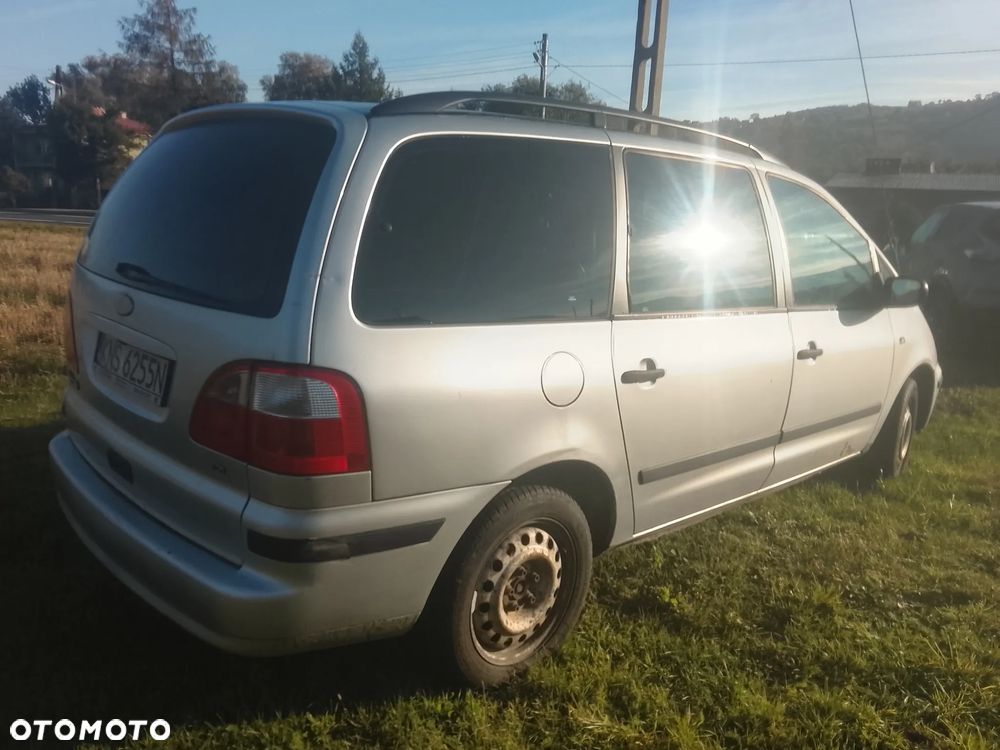 Ford Galaxy - 16
