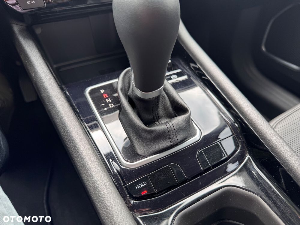 Jeep Compass - 24